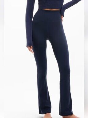 Athleta Elation Ultra High Rise Flare Pant Navy XL Tall EUC